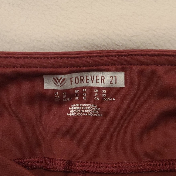 Forever 21 Burgandy Leggings - Picture 4 of 6